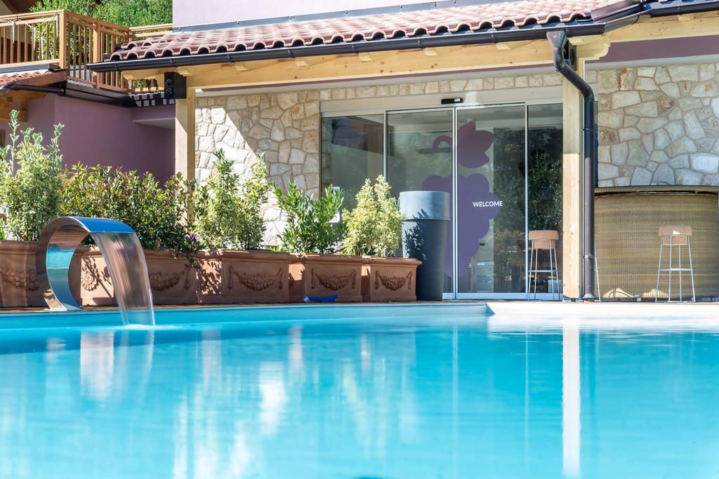 Agriturismo Vin E Amor Dro Luaran gambar