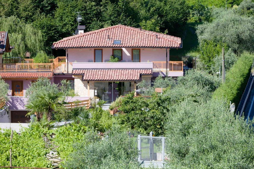 Agriturismo Vin E Amor Dro Luaran gambar